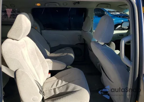 2011 Toyota Sienna Le z USA, uszkodzony, nr VIN 5TDJK3DC3BS028945